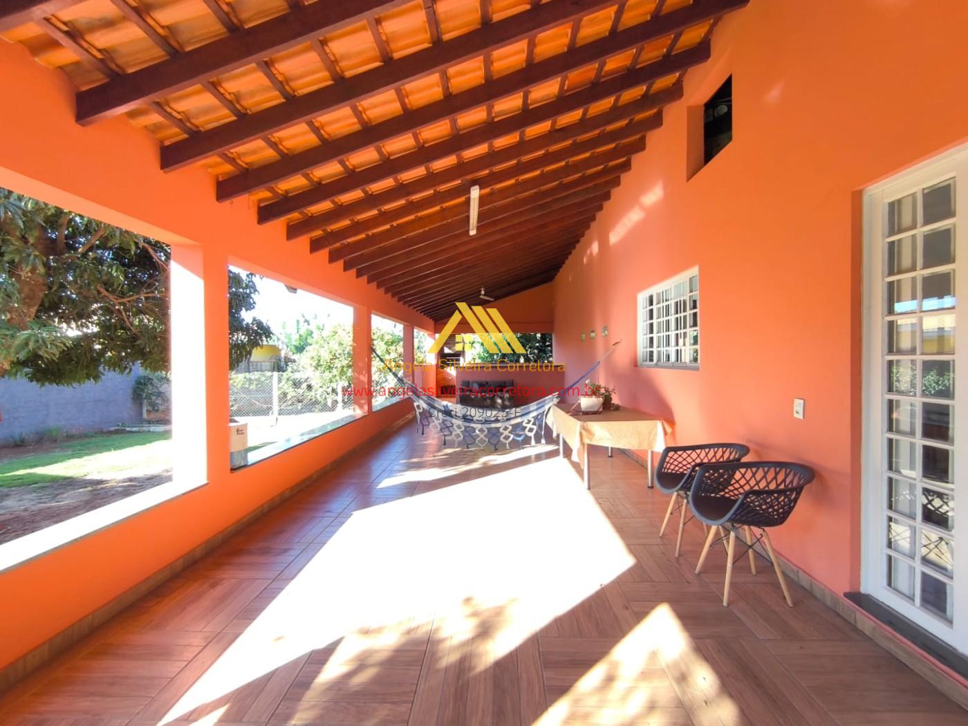 Chácara, 2 quartos, 1334 m² - Foto 1