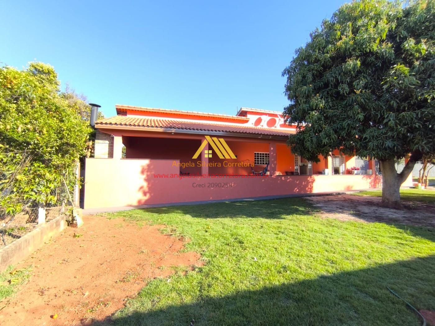 Chácara, 2 quartos, 1334 m² - Foto 2